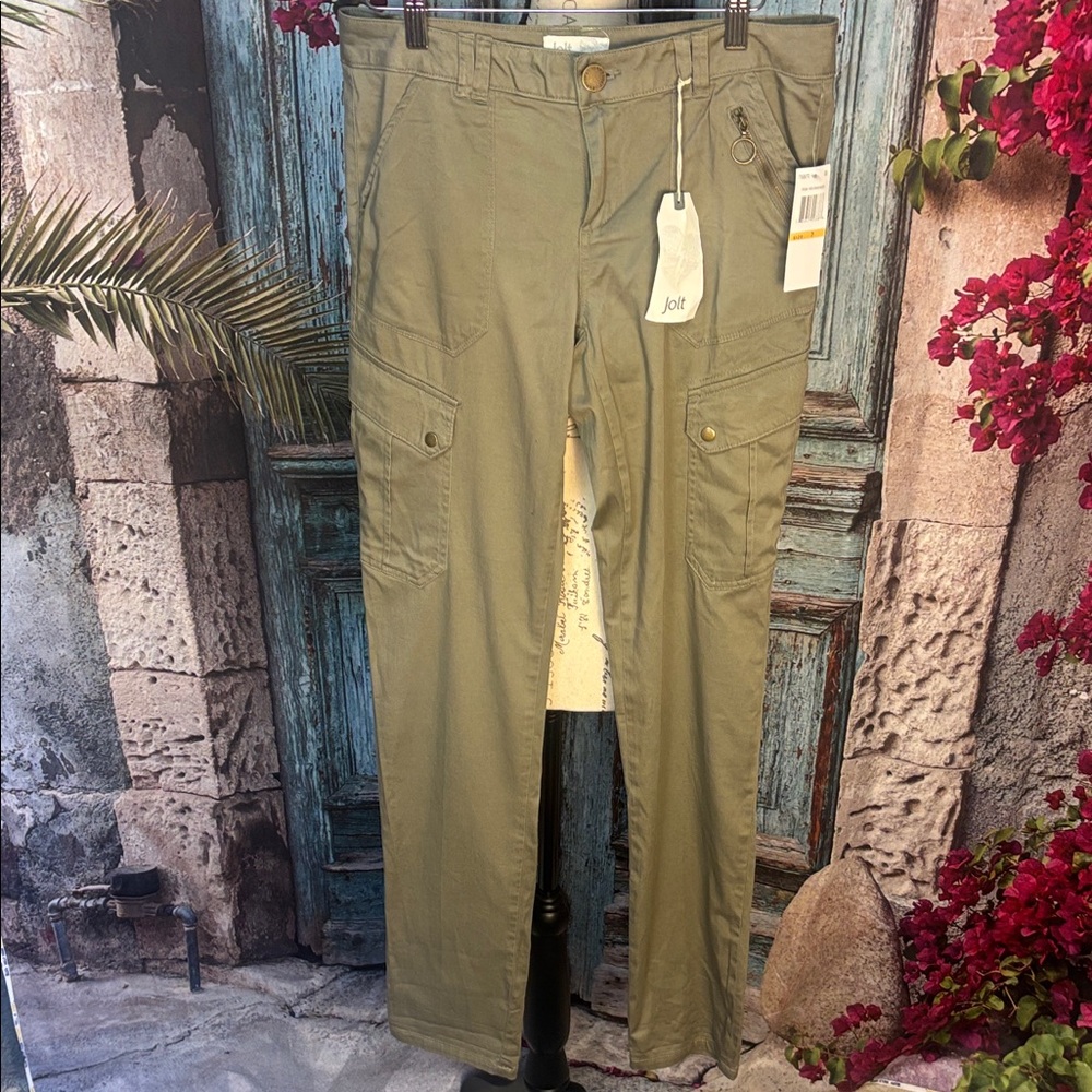 Jolt army green cargo style pants NWT, size 7